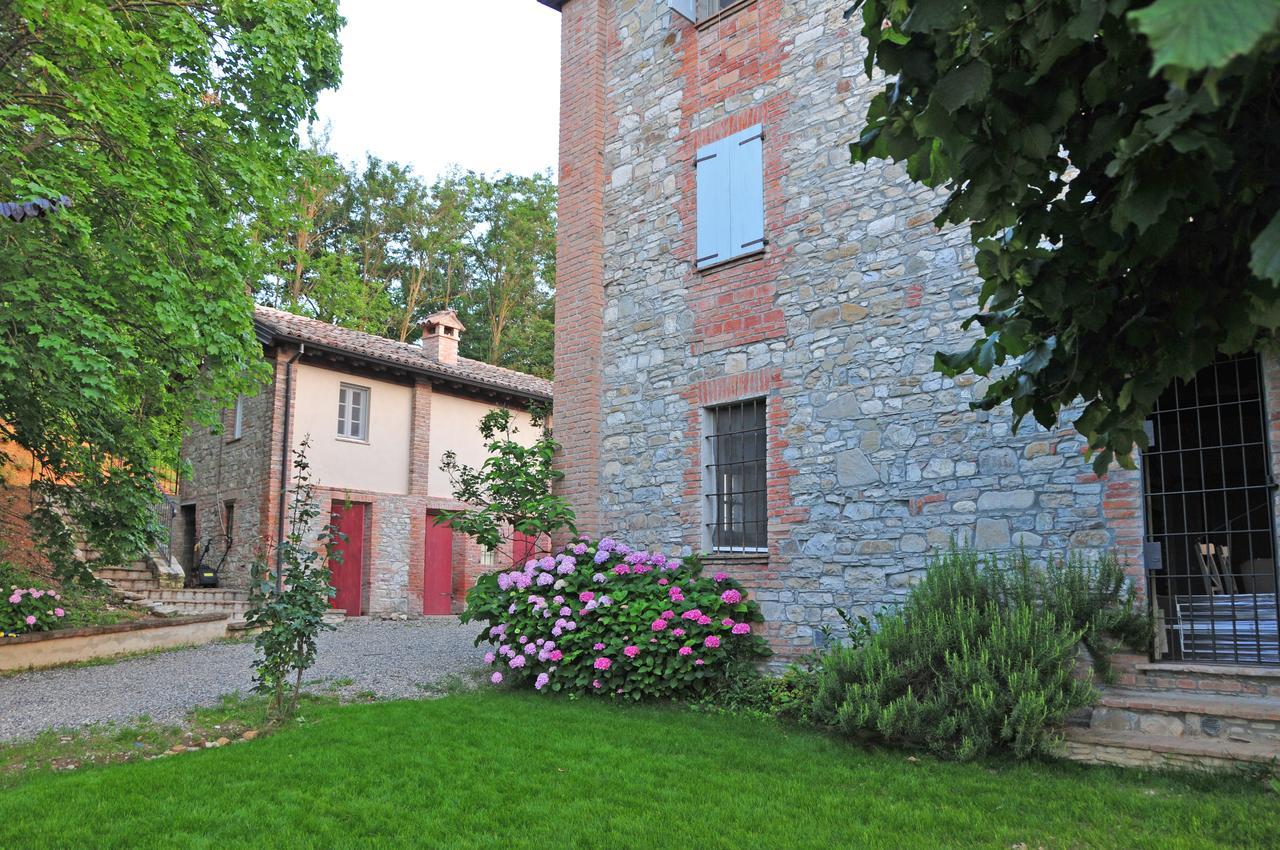 Bosco Dei Poveri Agazzano Kültér fotó
